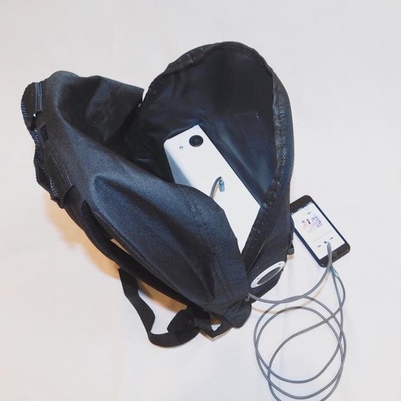 Backtrakz speaker backpack - Picture 2 of 7